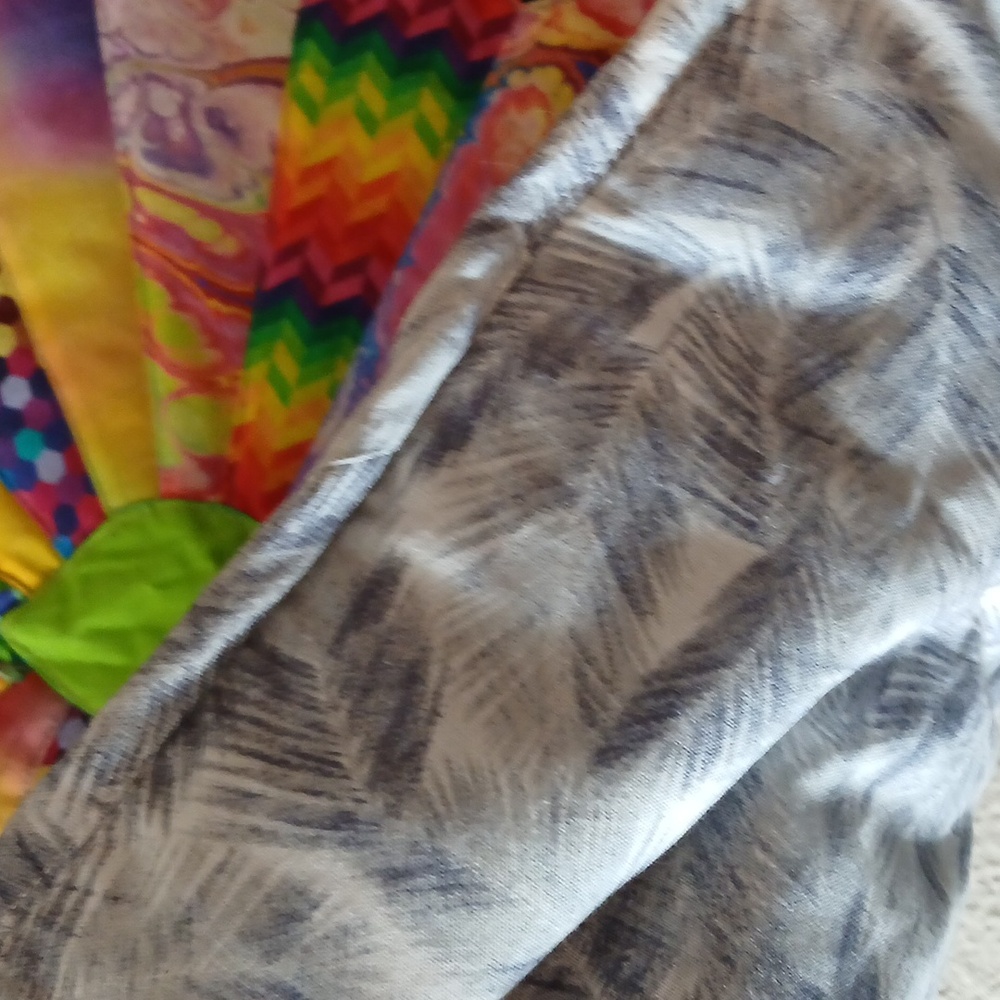 Vibrant Patchwork Quilt Wall Hanging NWOT - Picture 2 of 3